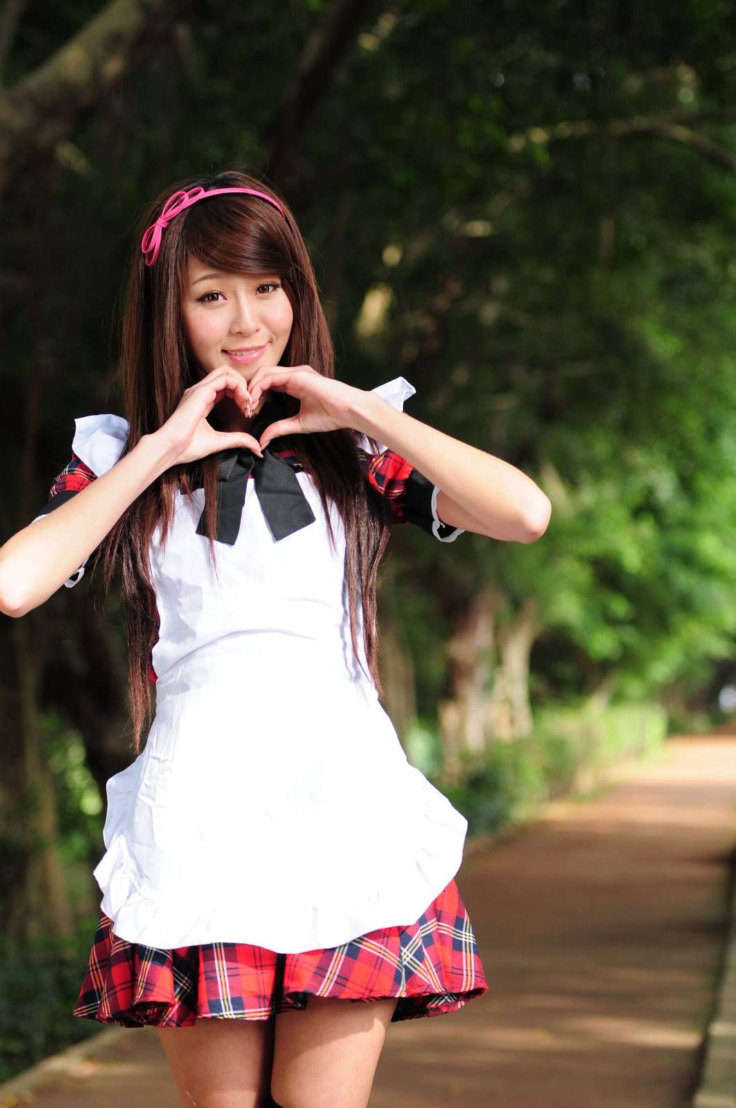 台湾正妹winnie小雪/庄温妮校园长筒袜女仆主题户外美拍-75