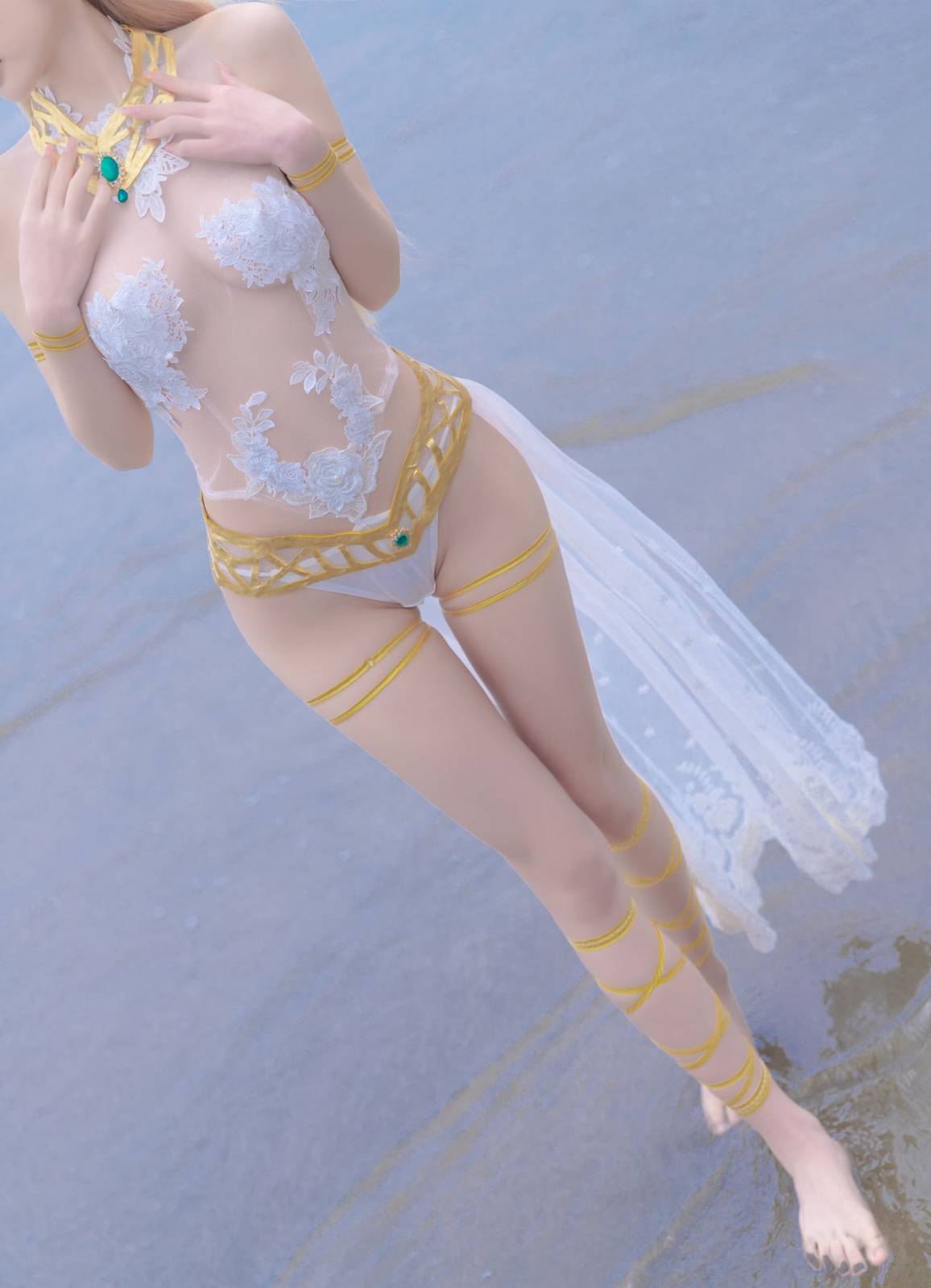 网红COSER清水由乃白色轻透泳衣玛丽·萝丝性感写真-7