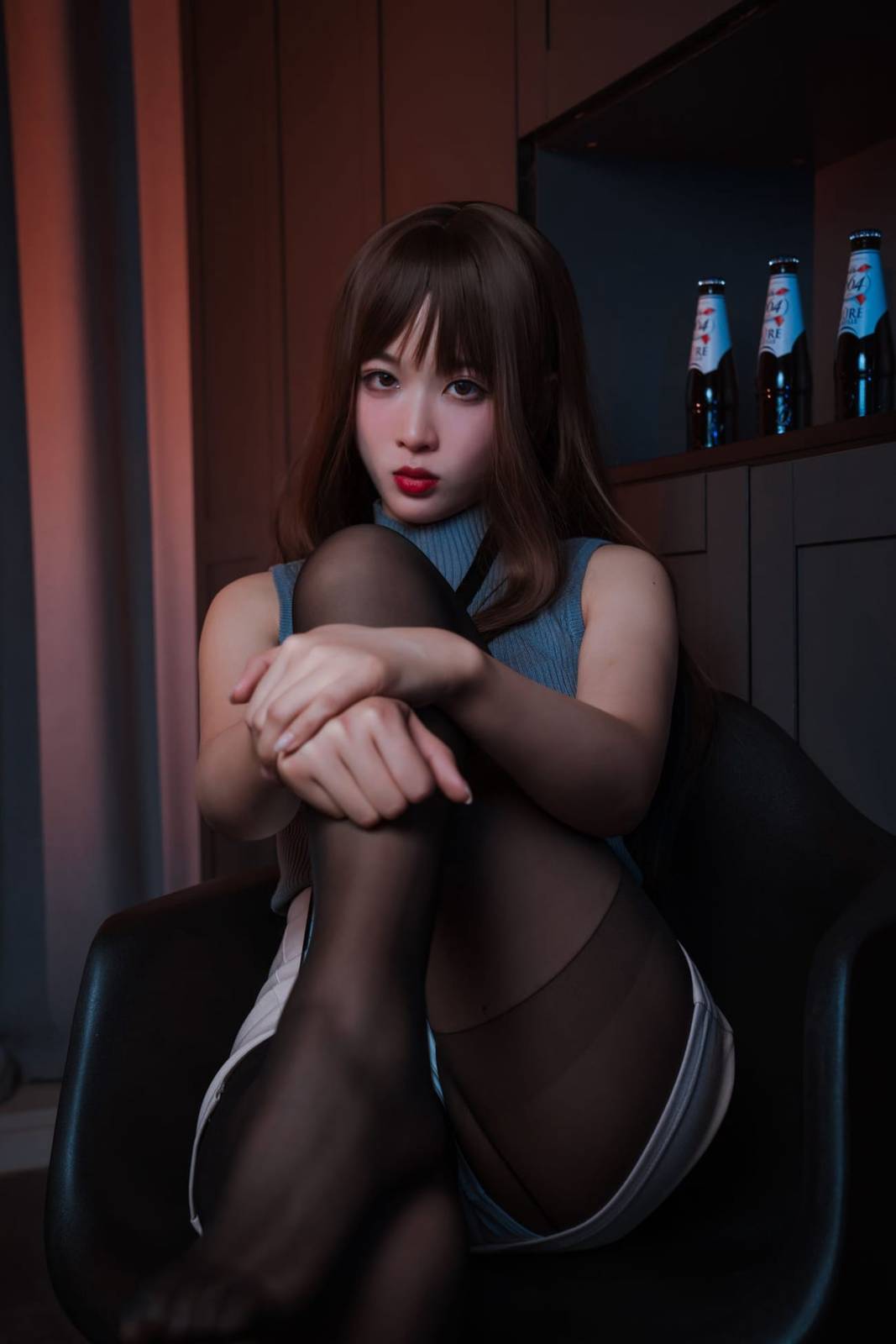 网络美女轩萧学姐黑丝美腿白领丽人微醺喝醉OL性感写真-15