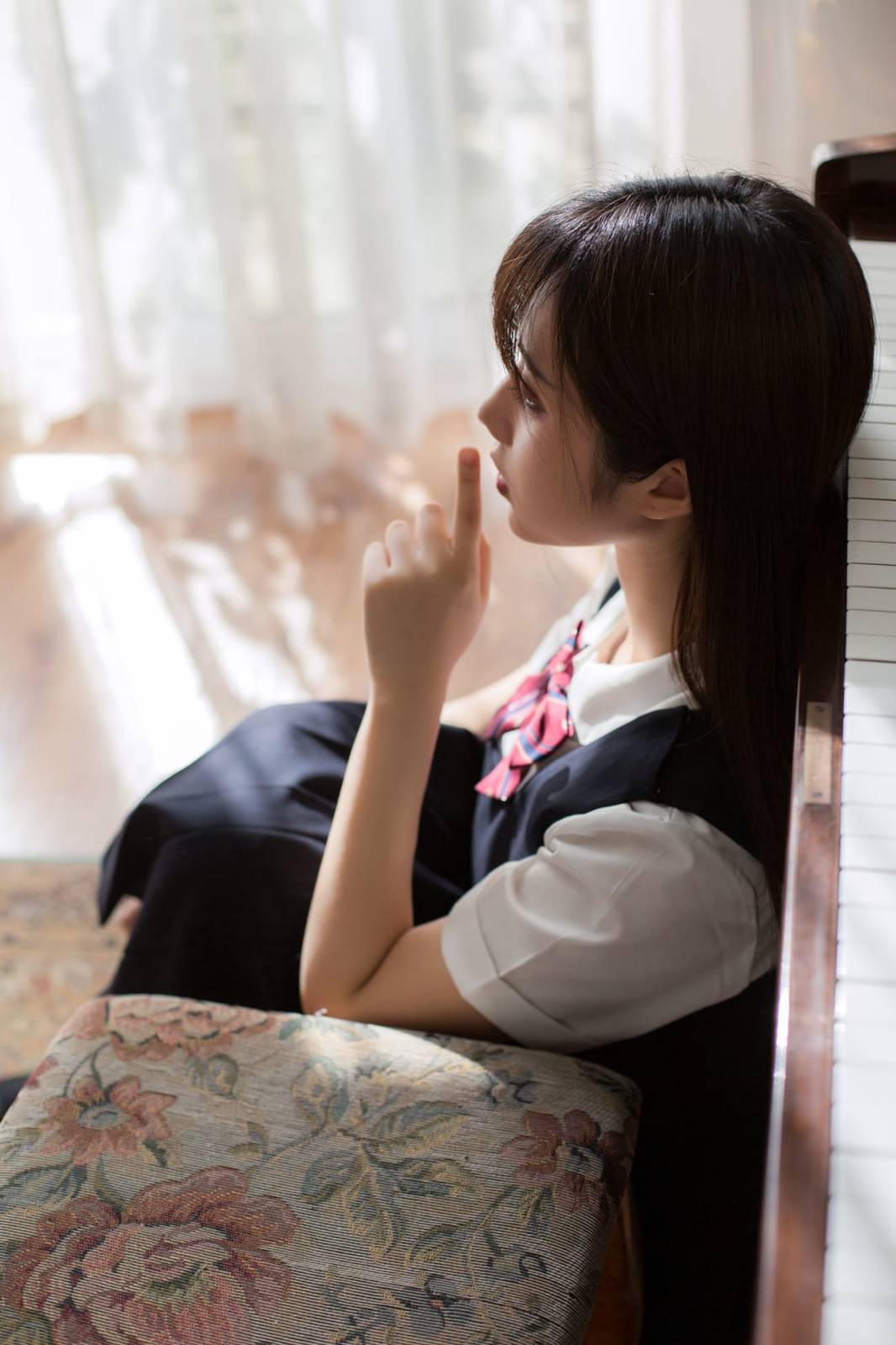 喵糖映画文静学妹镜酱校服着装黑长直系列居家写真-31