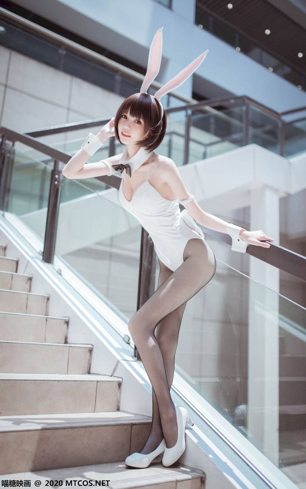 喵糖映画美少女你的负卿黑丝网袜兔女郎装扮COS圣人惠