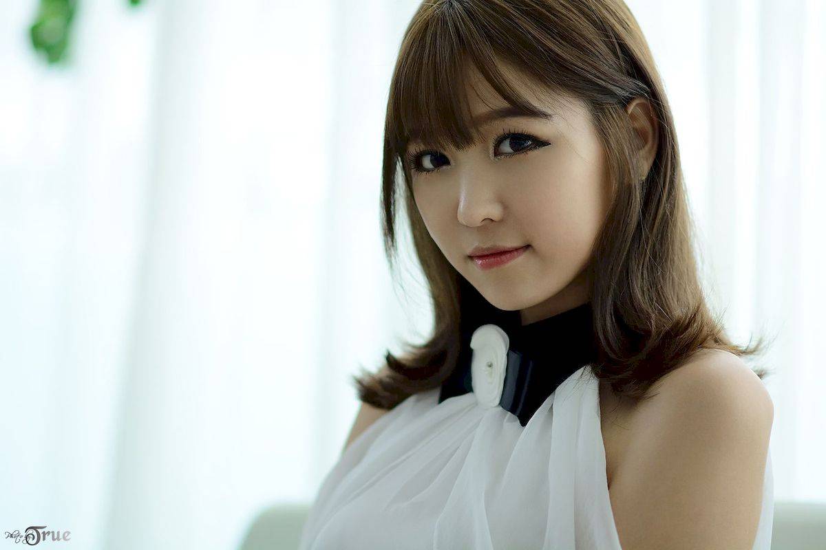 网络美女李恩慧多套服饰清纯超短裙系列高清套图-45