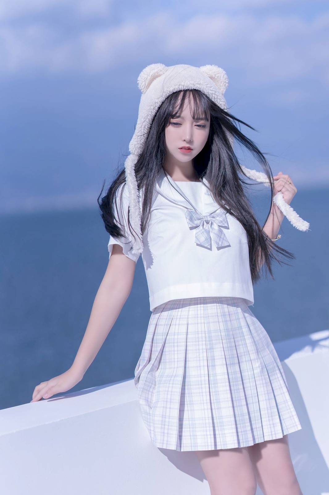 网络美女米线线sama清纯萌妹JK制服户外阳光性感写真-7