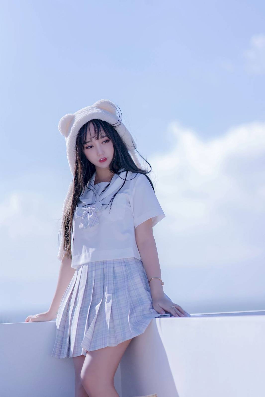 网络美女米线线sama清纯萌妹JK制服户外阳光性感写真-10