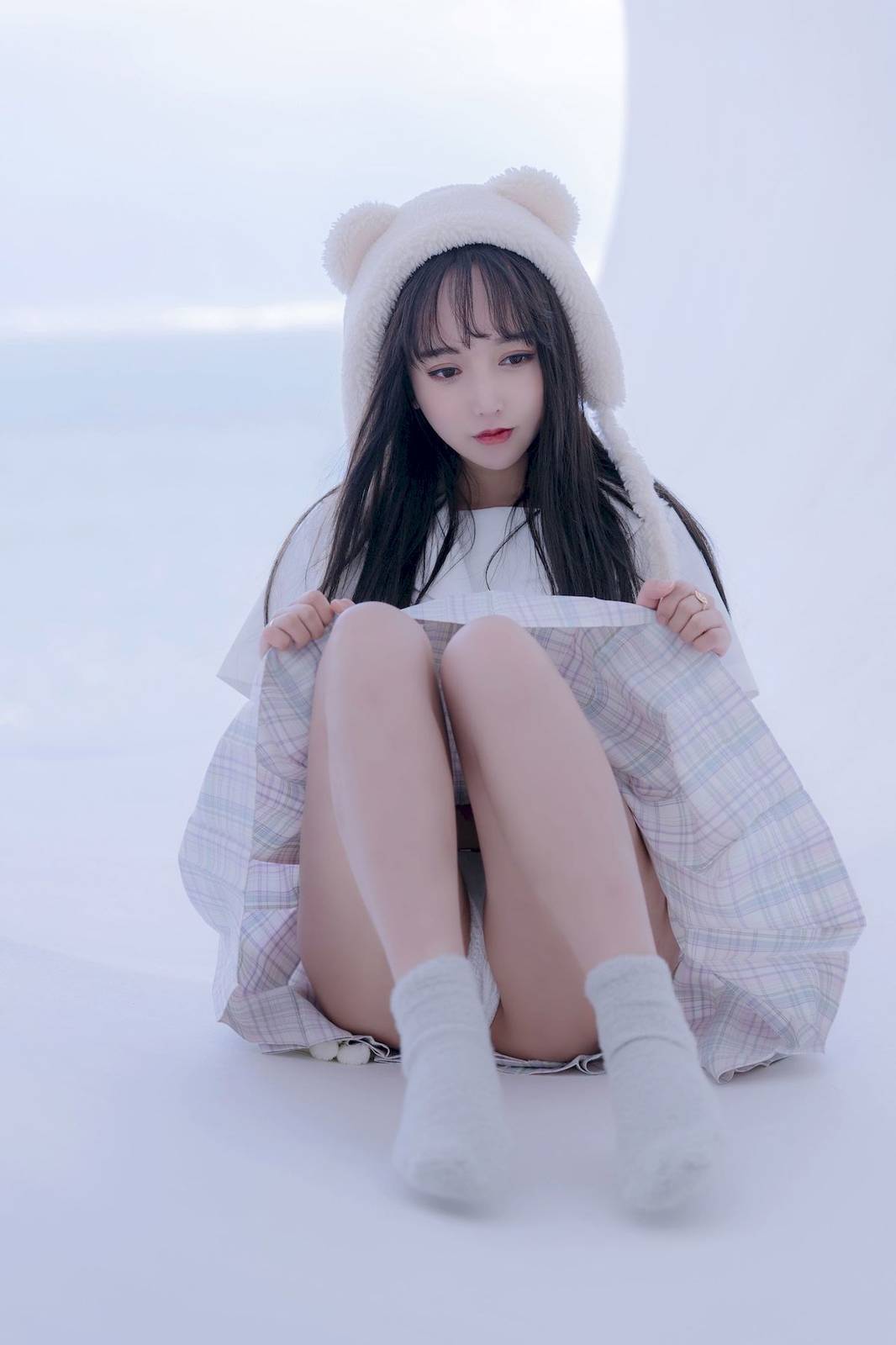 网络美女米线线sama清纯萌妹JK制服户外阳光性感写真-36