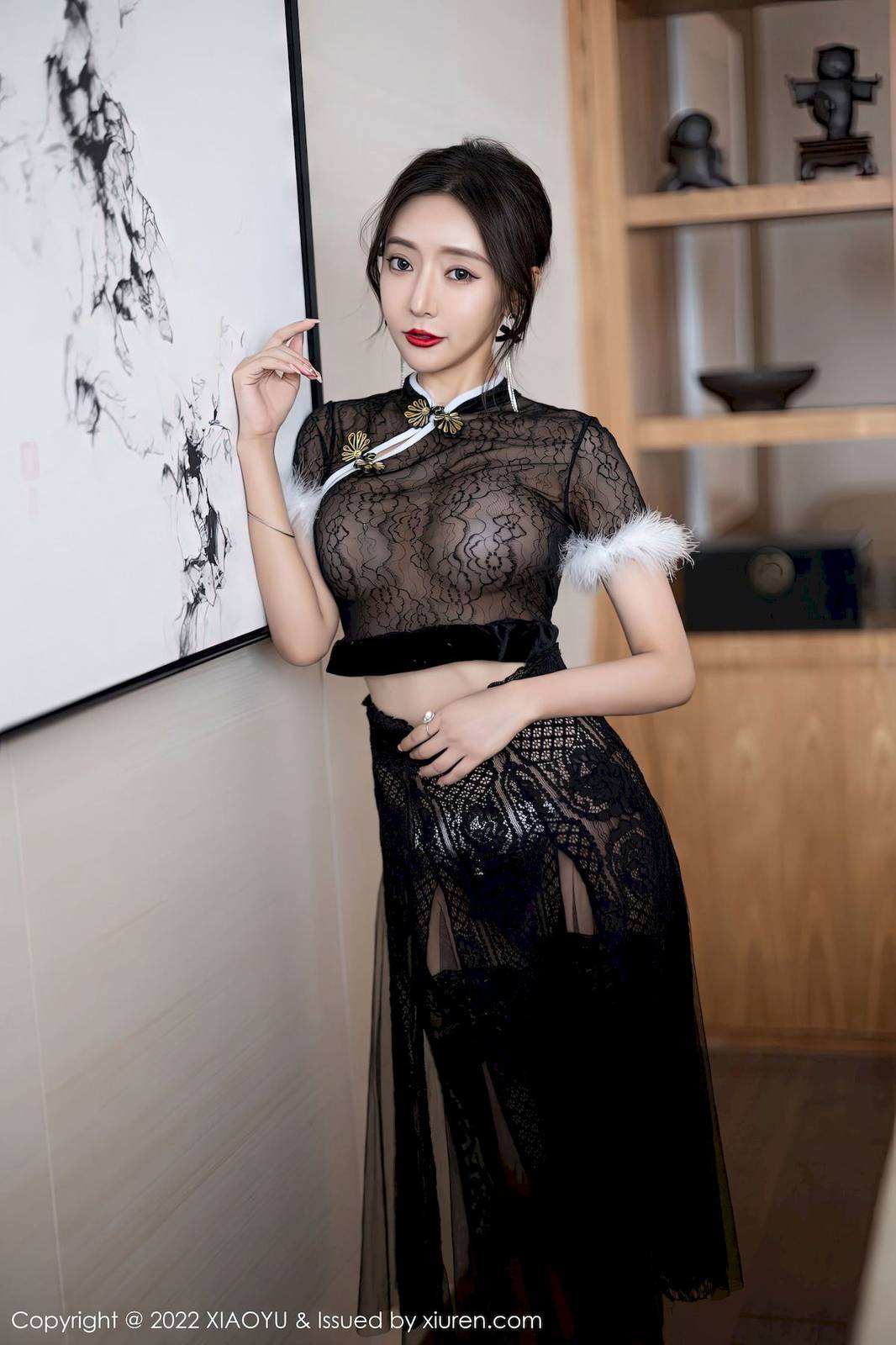 语画界性感女神王馨瑶yanni薄纱旗袍镂空黑丝服饰写真