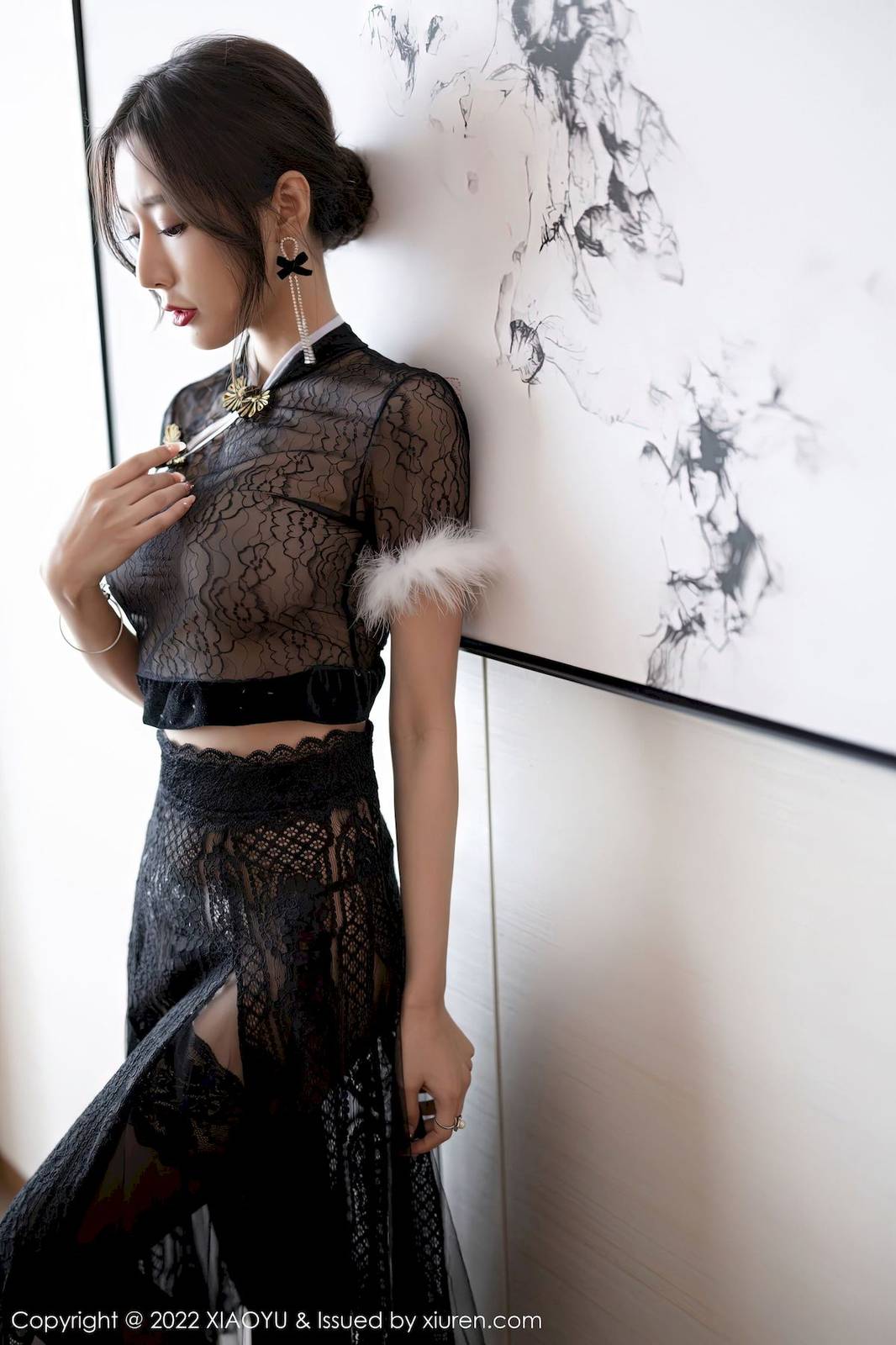 语画界性感女神王馨瑶yanni薄纱旗袍镂空黑丝服饰写真-15