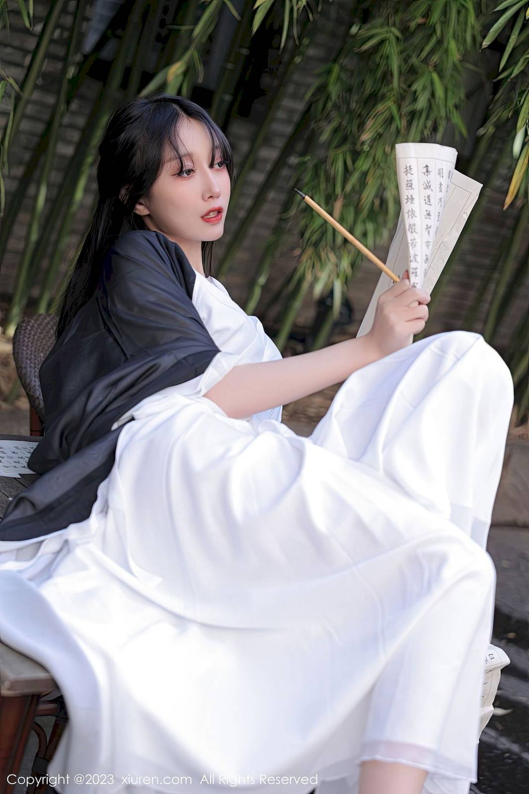 秀人网美女模特玥儿玥er白色古装服饰古典风海南旅拍-13