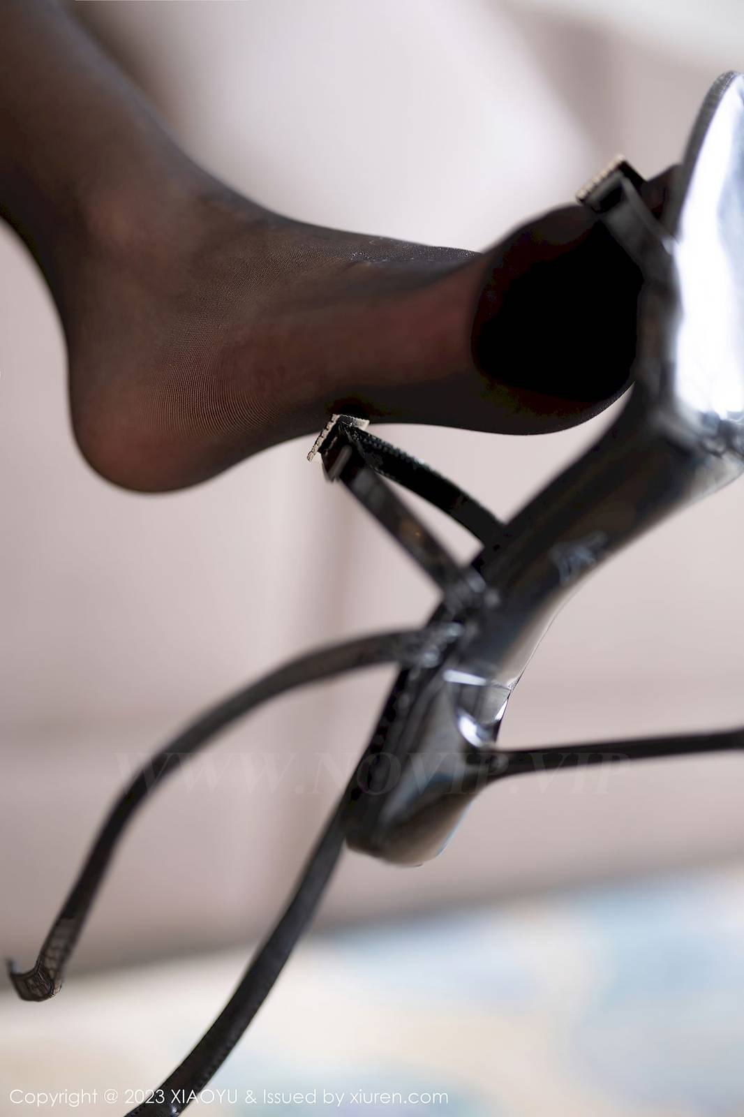 语画界美女模特林星阑蓝色连衣短裙迷离丝足性感写真-29