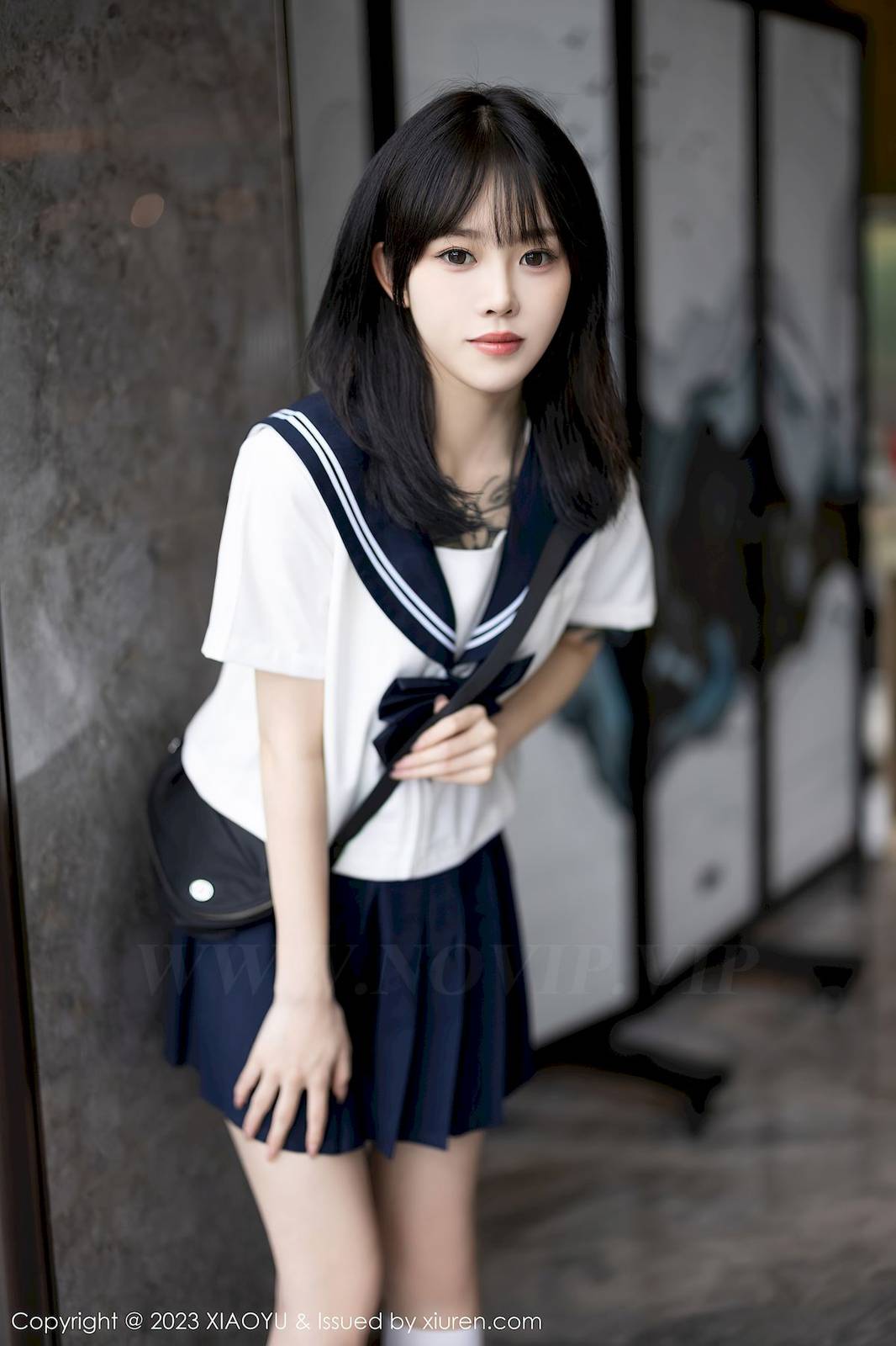 语画界美女模特小奶瓶呜呜学妹服饰搭配白色丝袜写真-3