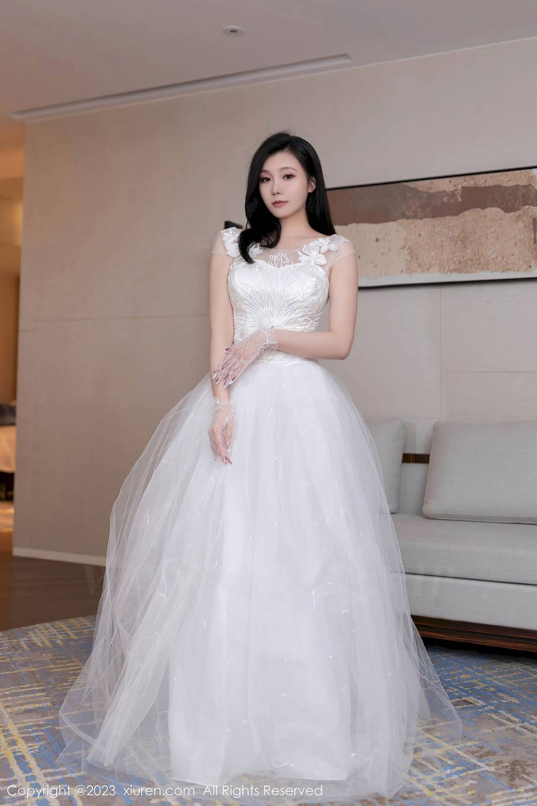 秀人网美女模特安然anran白色婚纱服饰娇羞容貌性感写真