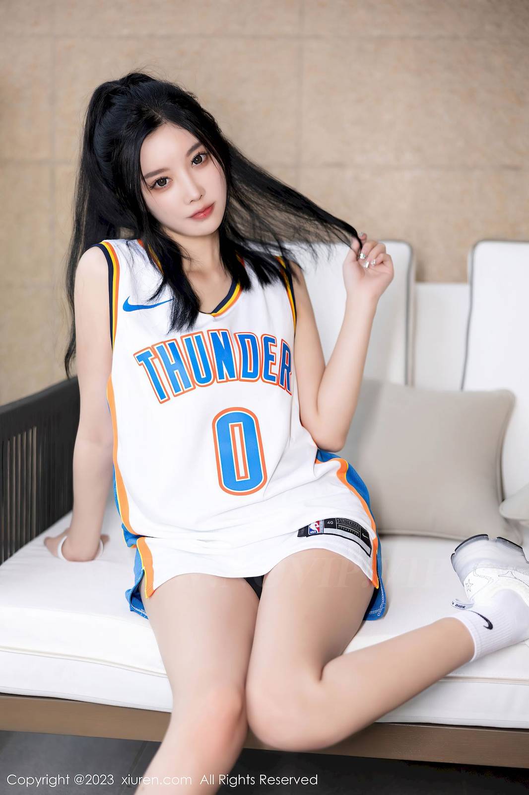 秀人网性感女神杨晨晨Yome白色服饰丰腴身材安吉旅拍-14