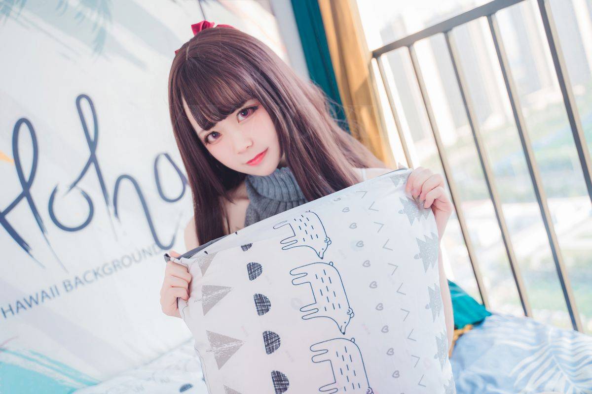 喵糖映画邻家小妹露肩毛衣修长美腿居家清纯写真-26