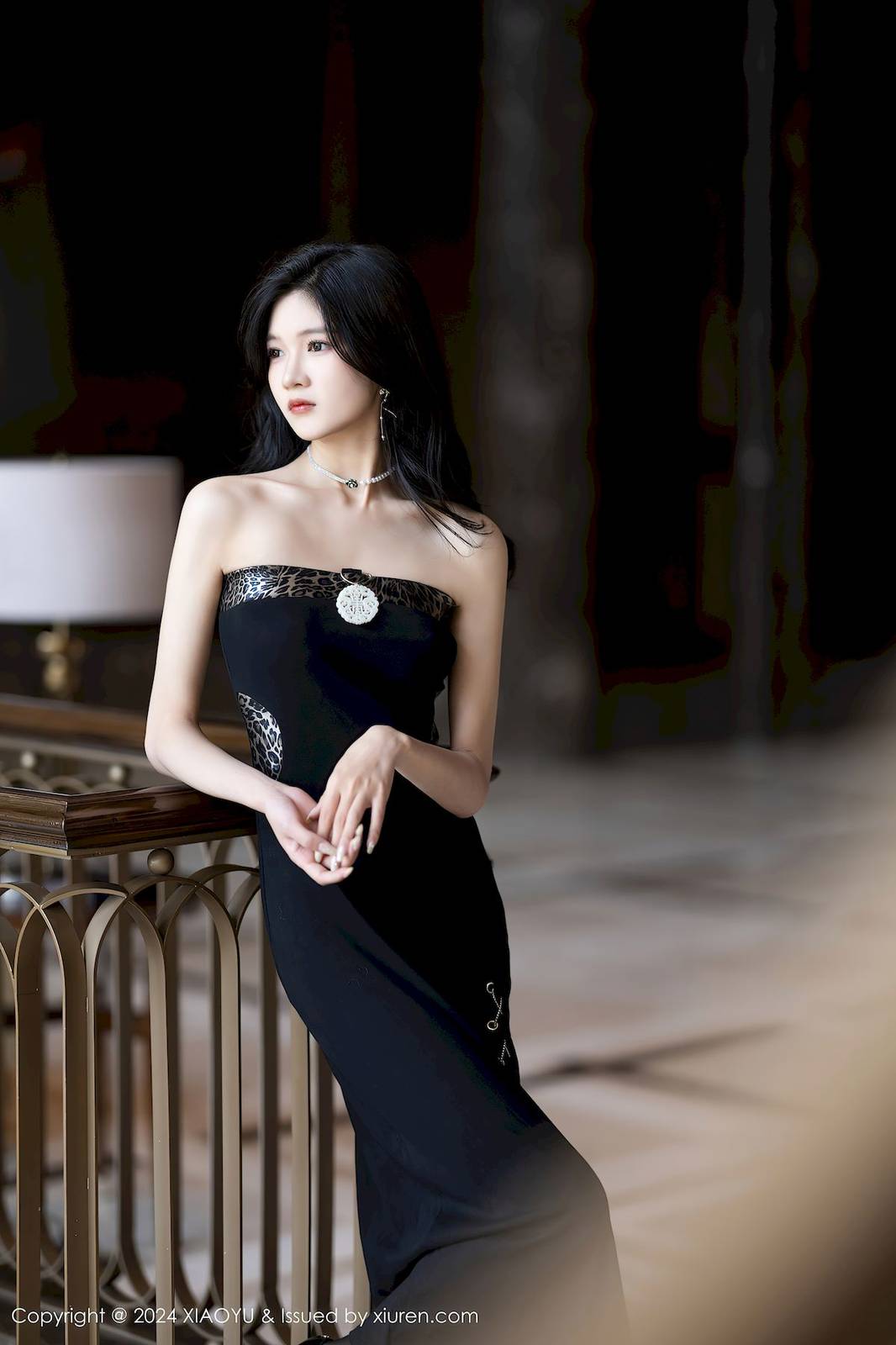 语画界模特程程程-黑色长裙搭配黑丝撩人心扉海南旅拍-5