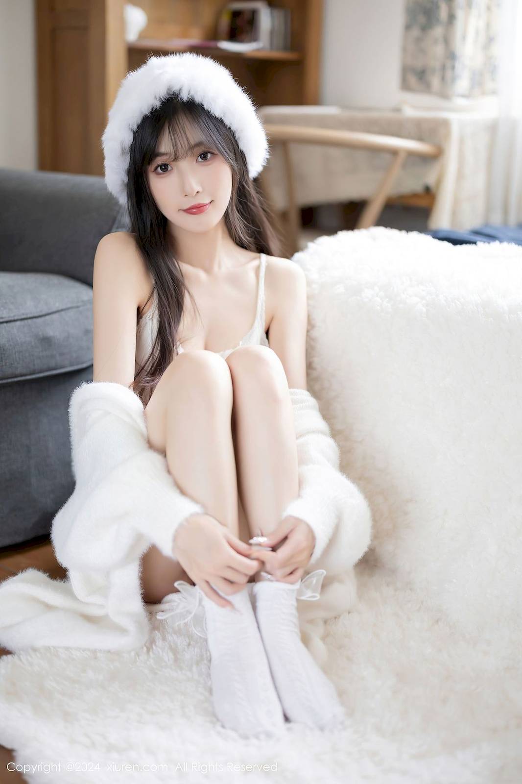 秀人网模特林星阑白色连衣长裙搭配灵动丝足哈尔滨旅拍-22