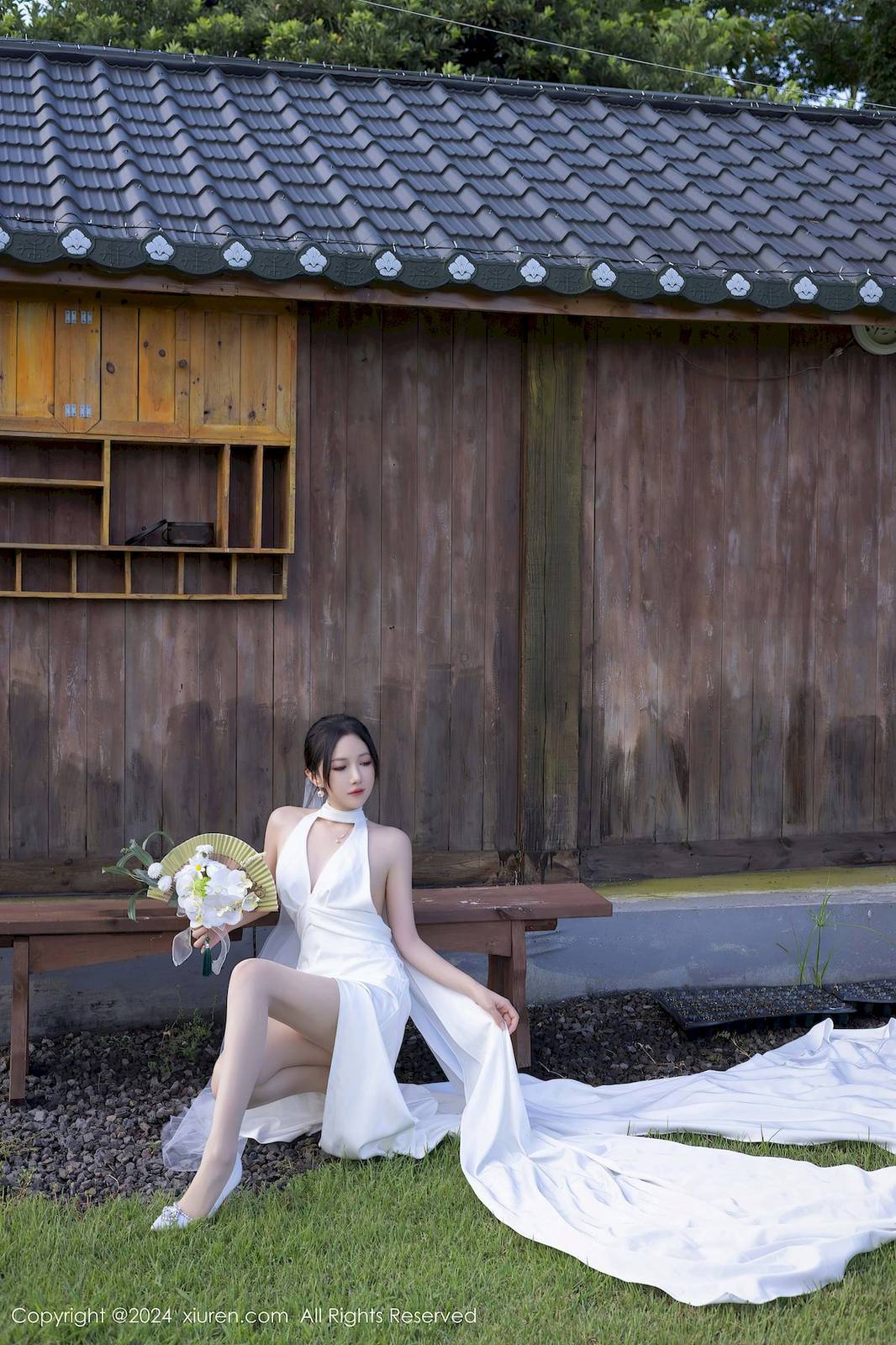 秀人网模特鱼子酱Fish白丝婚纱婚礼拍摄主题韩国旅拍-18