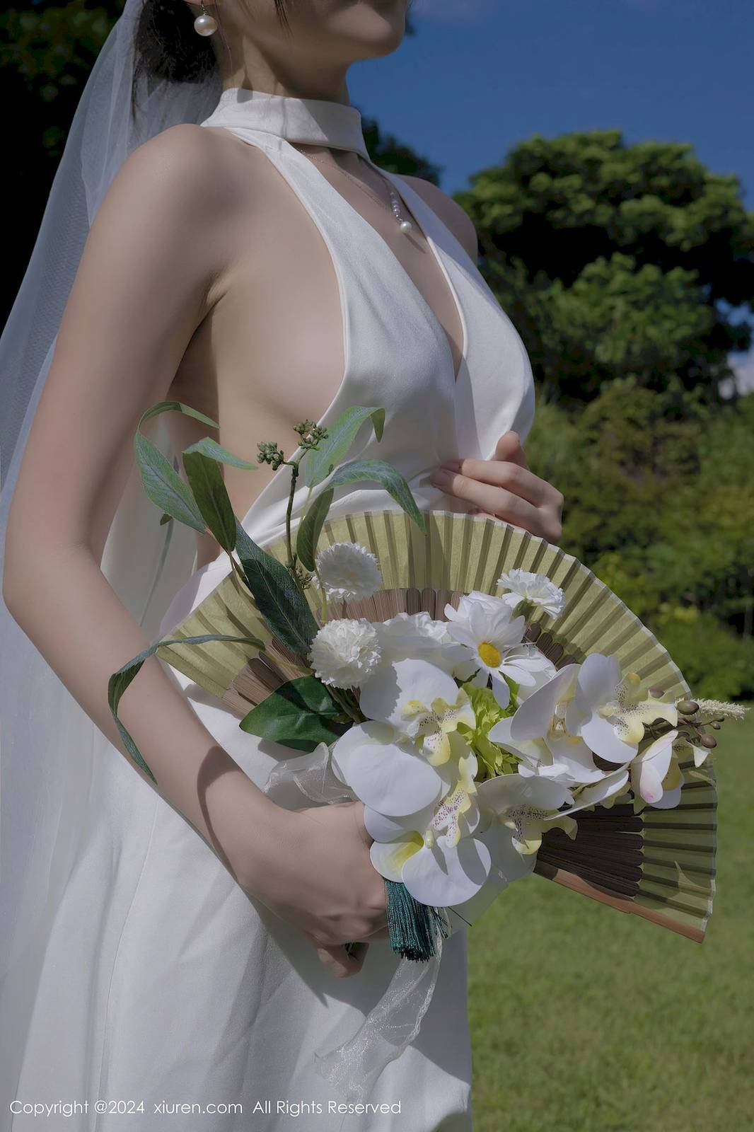 秀人网模特鱼子酱Fish白丝婚纱婚礼拍摄主题韩国旅拍-26