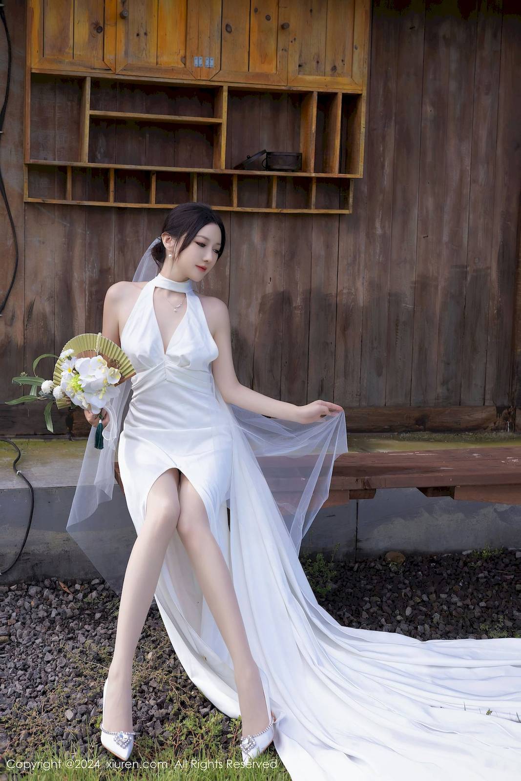 秀人网模特鱼子酱Fish白丝婚纱婚礼拍摄主题韩国旅拍-24