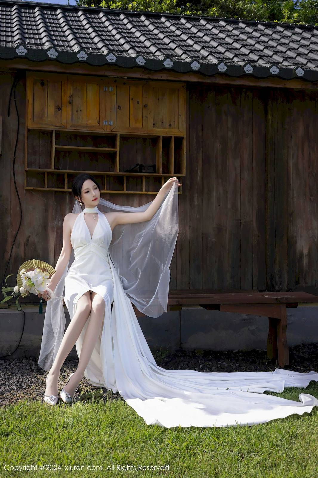 秀人网模特鱼子酱Fish白丝婚纱婚礼拍摄主题韩国旅拍-22