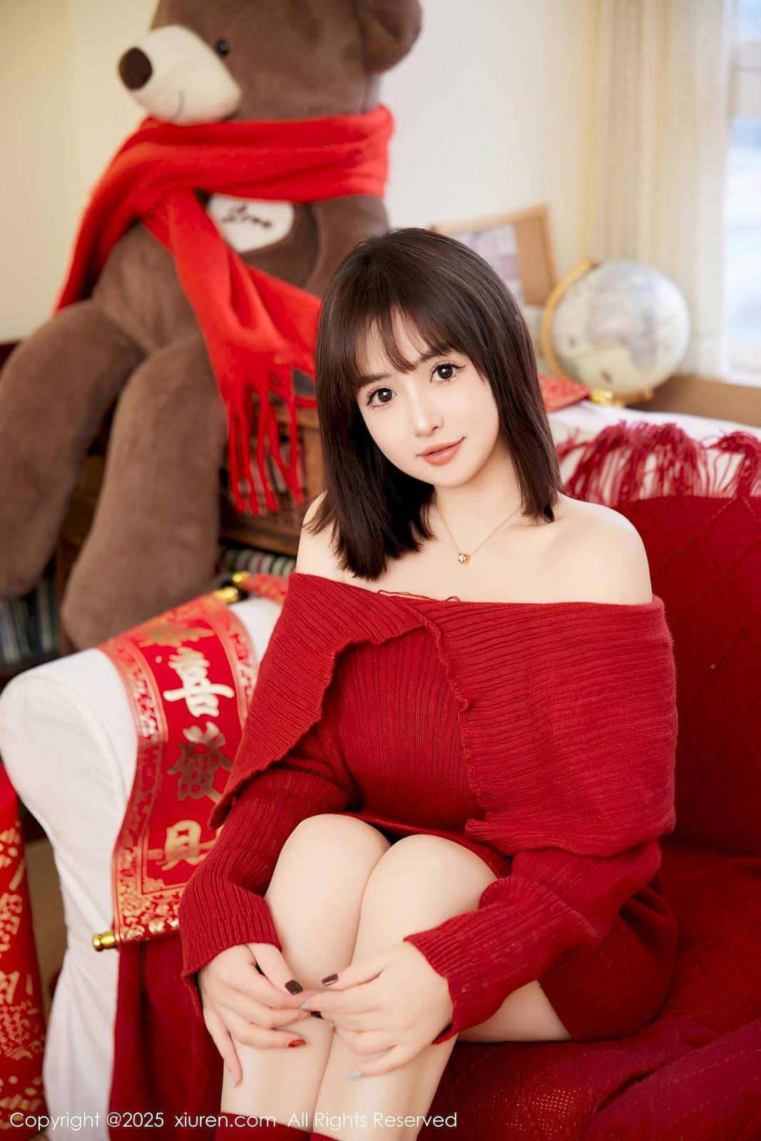 秀人网模特养乐多Doll红色新年清纯甜美性感写真