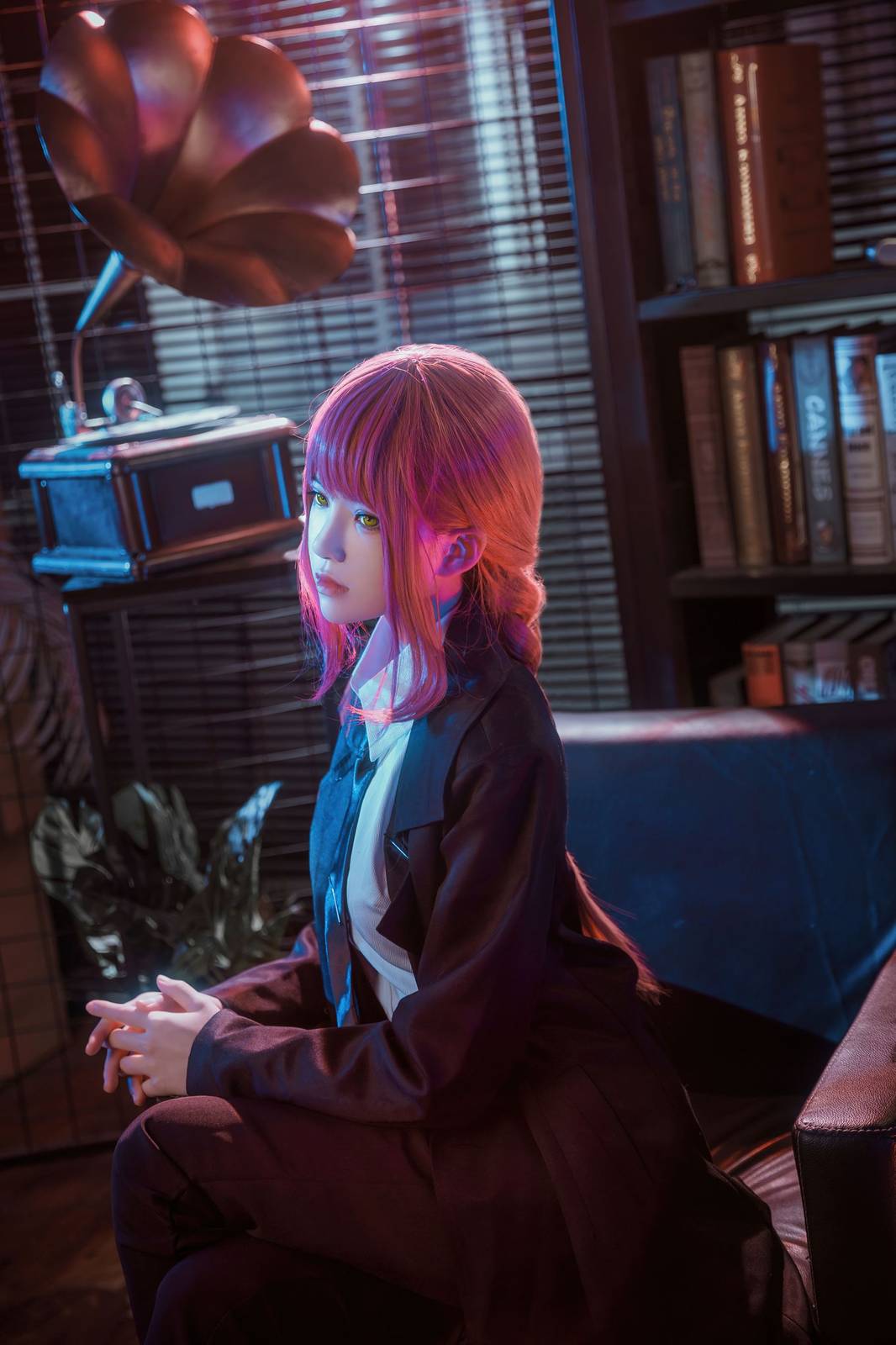 软妹子桜桃喵白衬衫肉色丝袜职场OL装扮COS玛奇玛-20