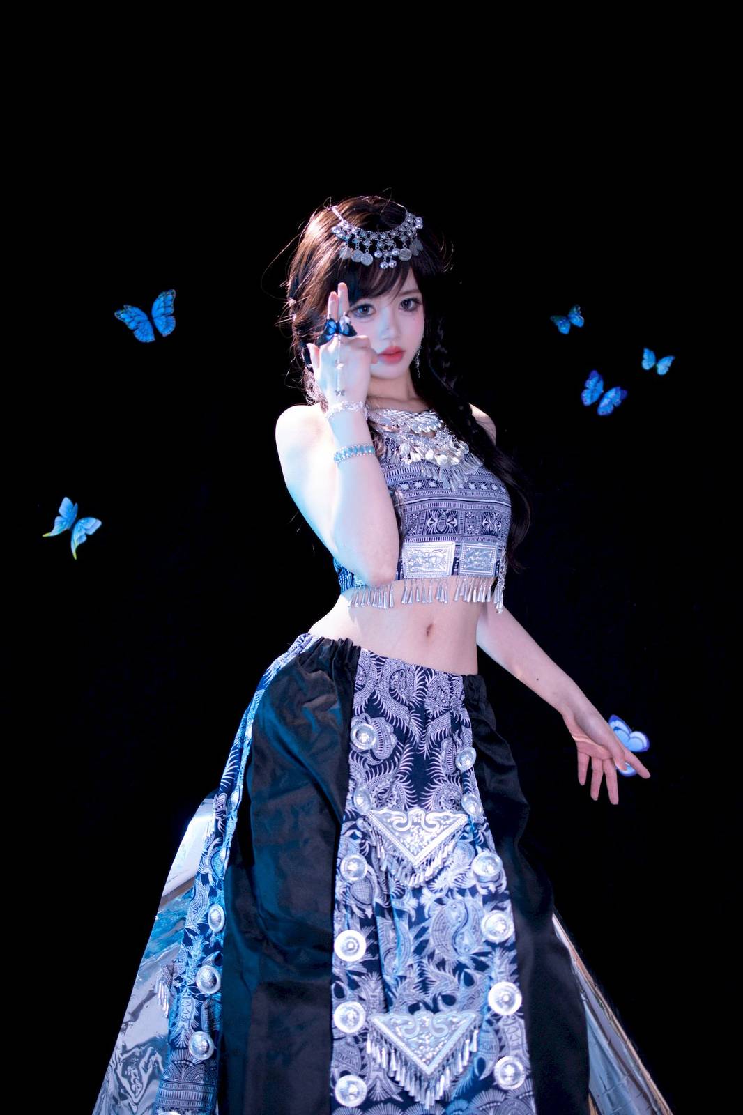 星黛鹿鹿o苗族女子服饰微露小蛮腰 - 苗疆蓝蝶-5