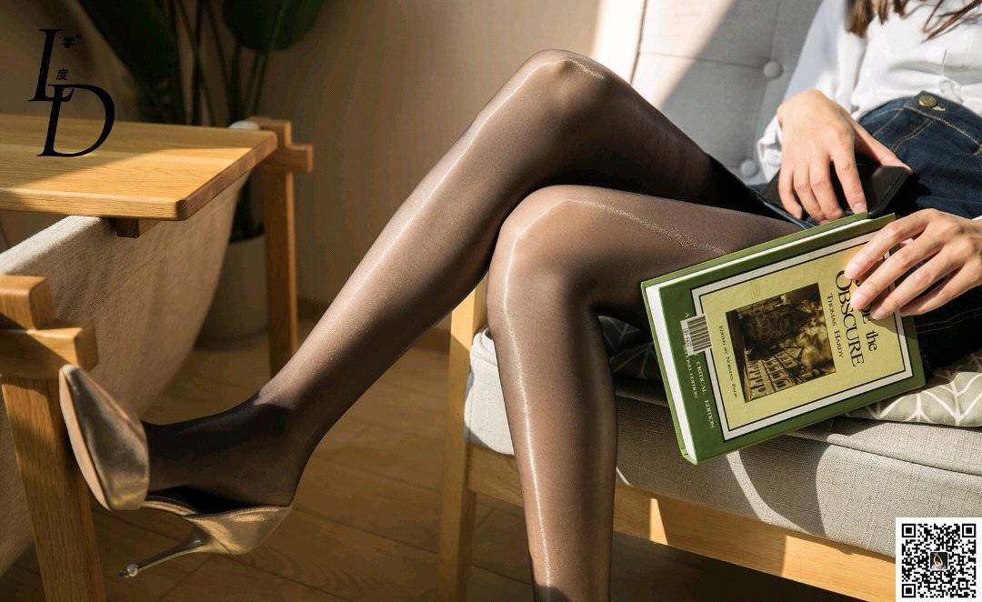 LD零度模特紫薇白色衬衫牛仔短裙日常穿搭写真-19