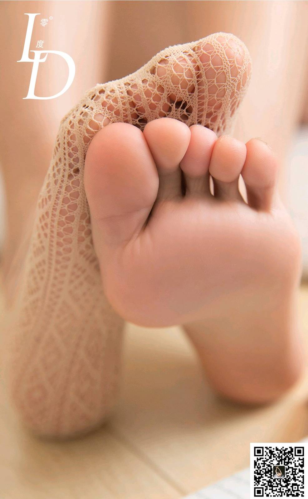 LD零度模特一含浅紫针织开衫‌修长美腿居家写真-34