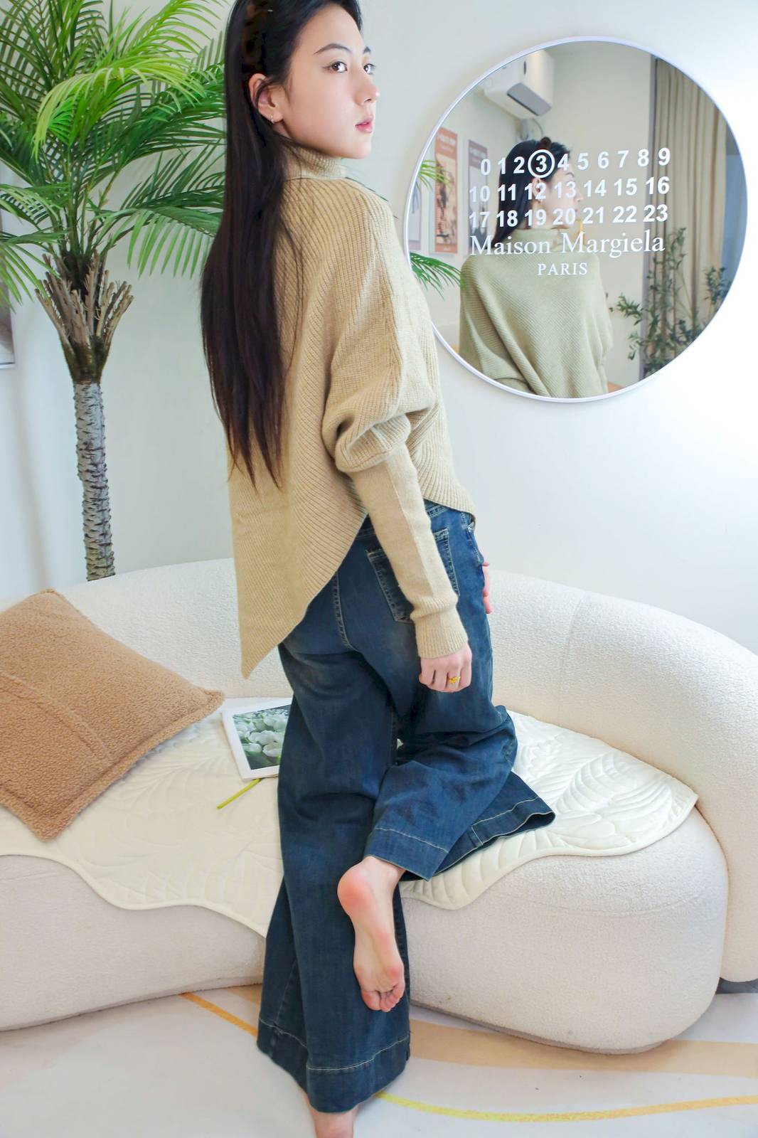 绮梦摄影模特小宇高领毛衣阔腿牛仔裤休闲写真-44