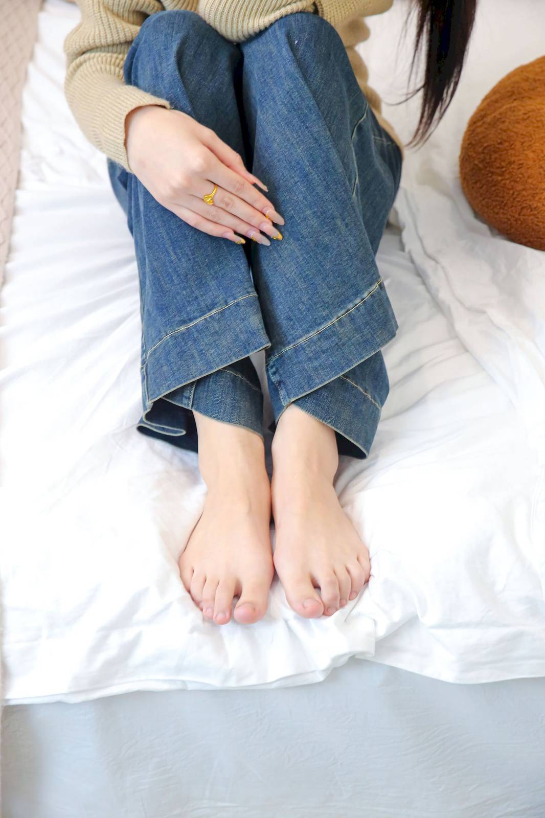 绮梦摄影模特小宇高领毛衣阔腿牛仔裤休闲写真-105