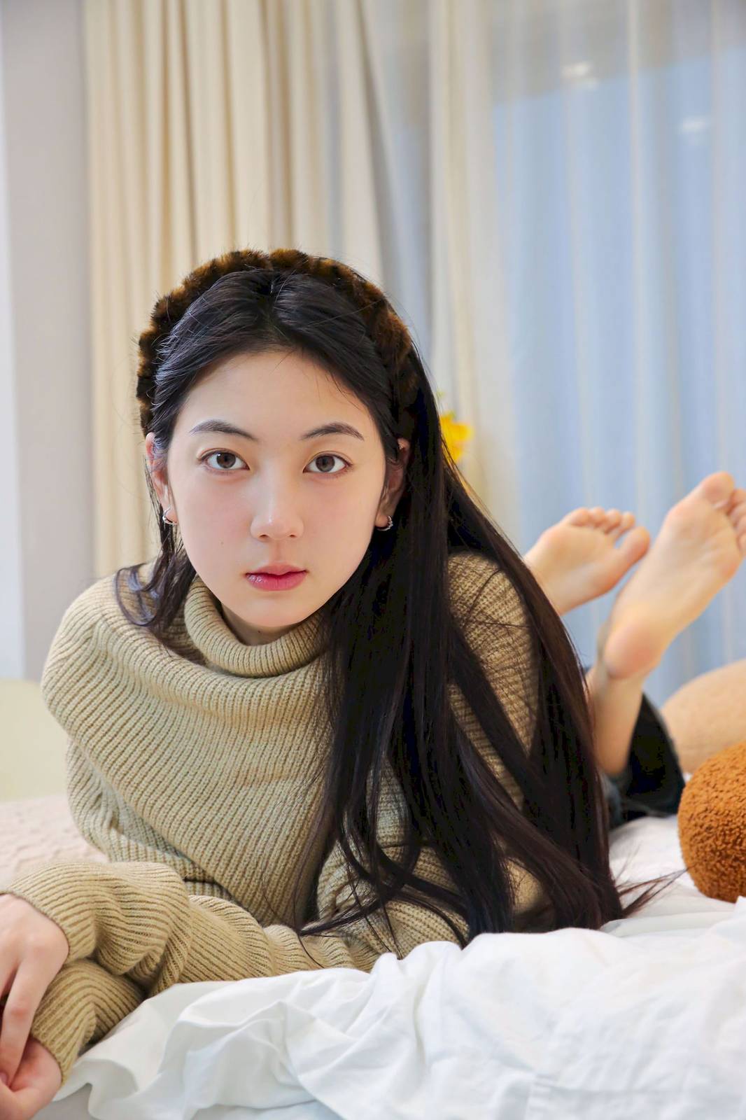 绮梦摄影模特小宇高领毛衣阔腿牛仔裤休闲写真-161