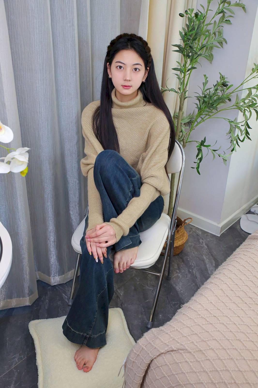 绮梦摄影模特小宇高领毛衣阔腿牛仔裤休闲写真-201