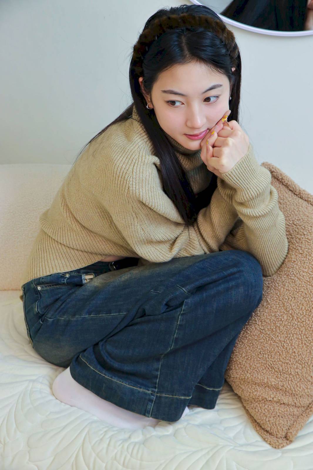 绮梦摄影模特小宇高领毛衣阔腿牛仔裤休闲写真-290