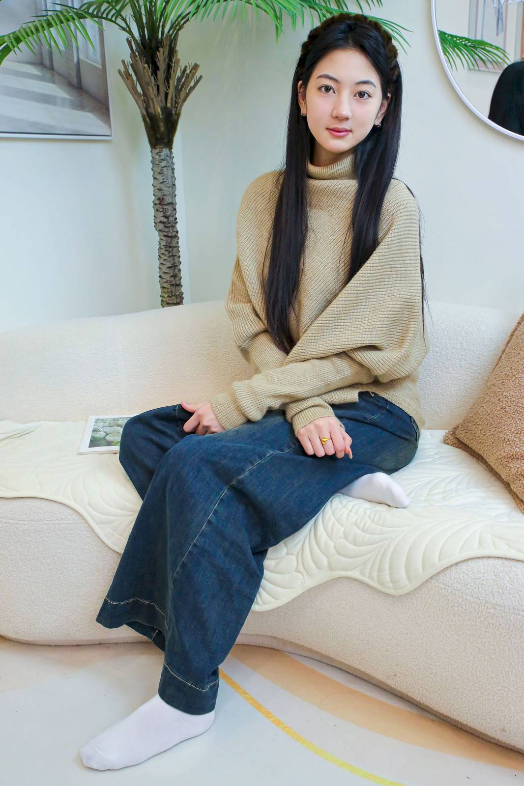 绮梦摄影模特小宇高领毛衣阔腿牛仔裤休闲写真-294