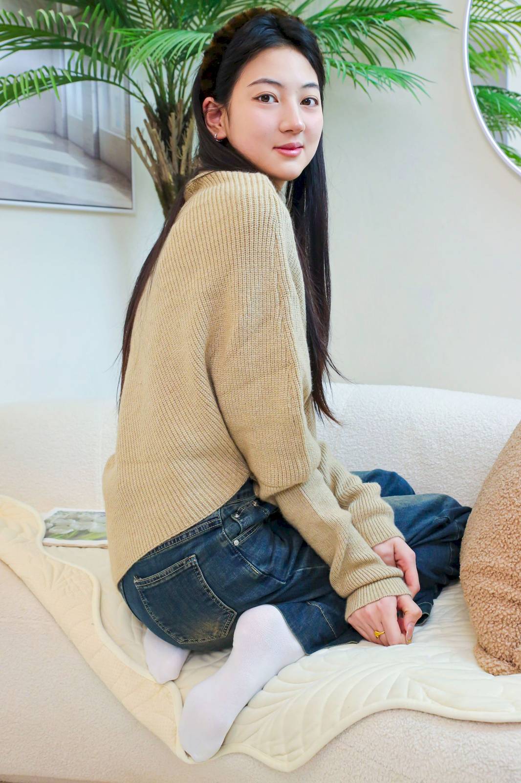 绮梦摄影模特小宇高领毛衣阔腿牛仔裤休闲写真-327