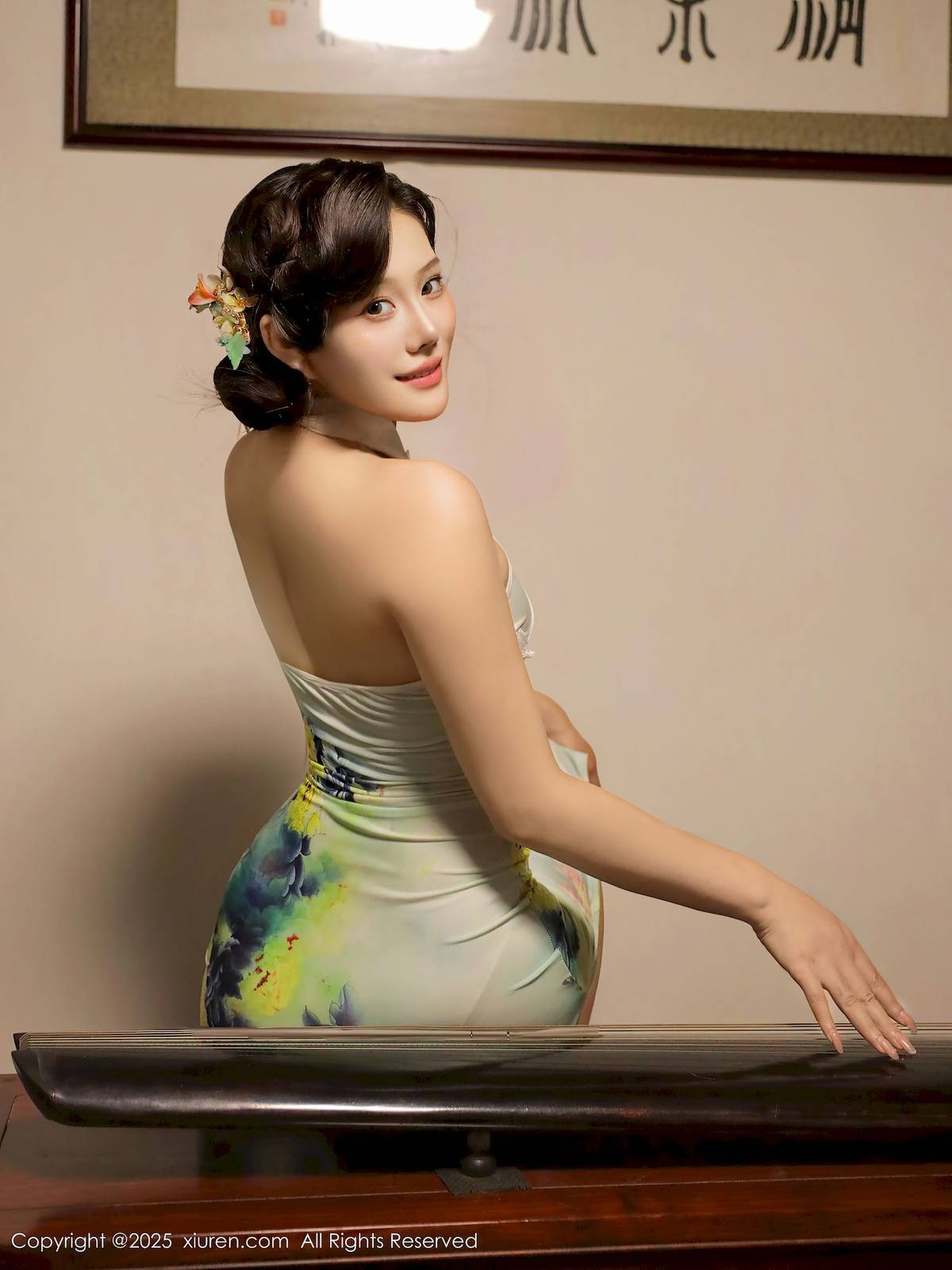 秀人网模特莉莉安娜o绿色旗袍魅惑肉丝性感写真-43