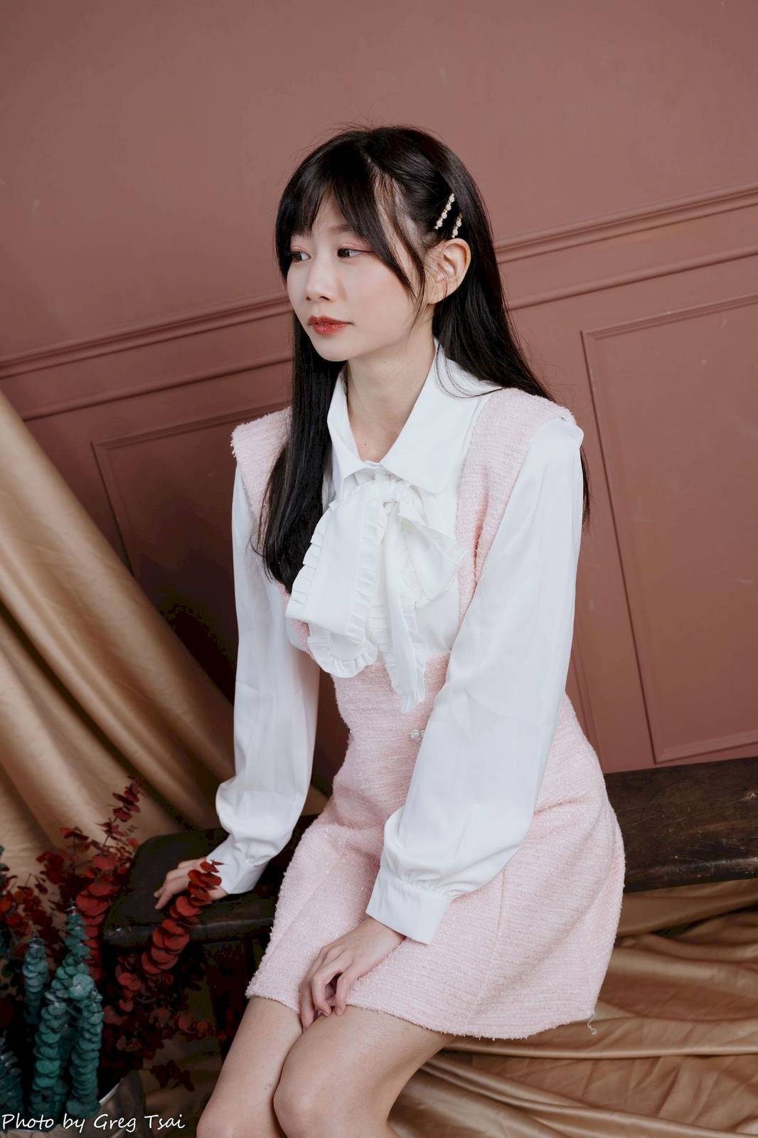 邻家女孩朵莉白衬衫粉色连衣裙甜系轻熟风写真