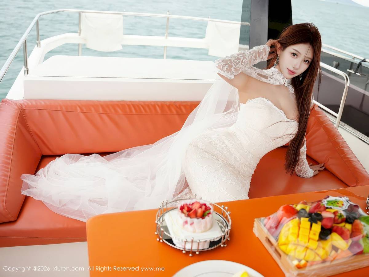 秀人网新人金允希Yuki白色婚纱丰腴身材性感写真-19